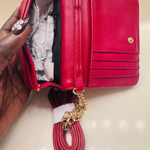 XOXO Pink Embossed Heart Clutch - Picture 3 of 4